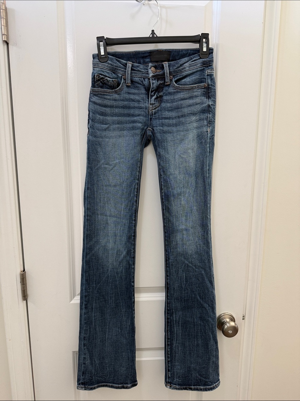 Women's Mid-Rise Flared Jeans in Distressed Blue